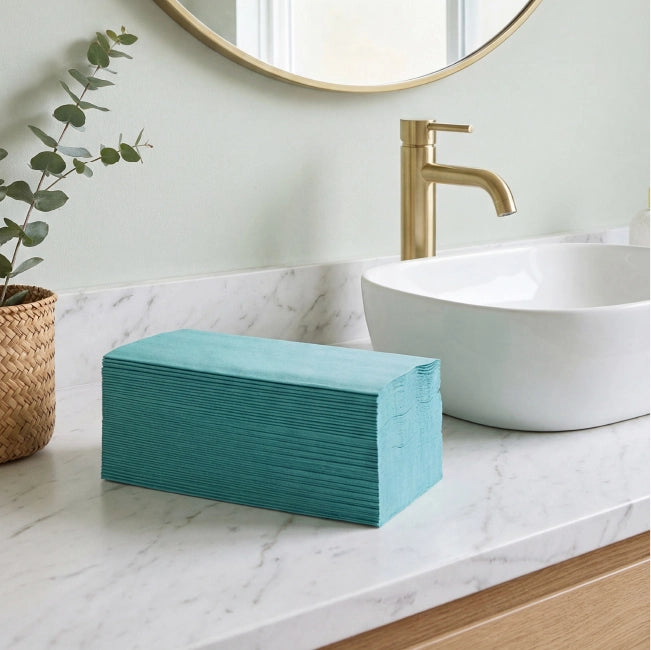 C-fold blue towel pack